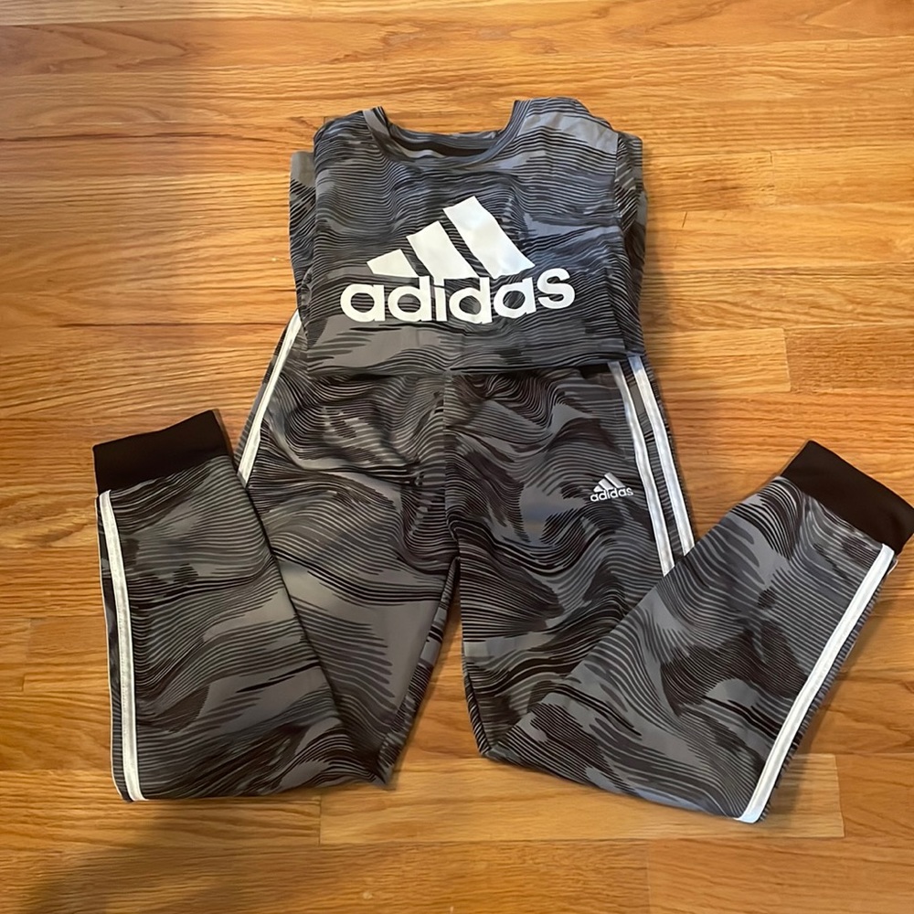 Adidas Track Outft